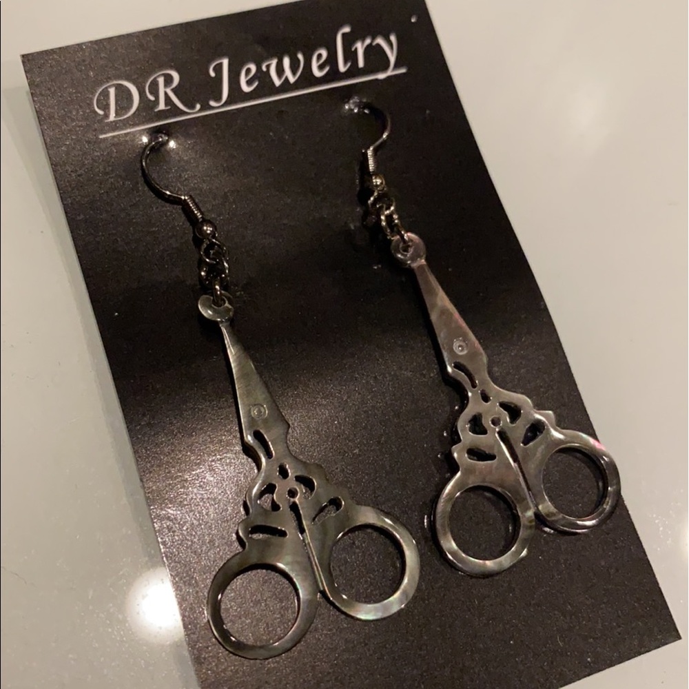 Unique Scissors ✂️ Shears Shell Earrings
